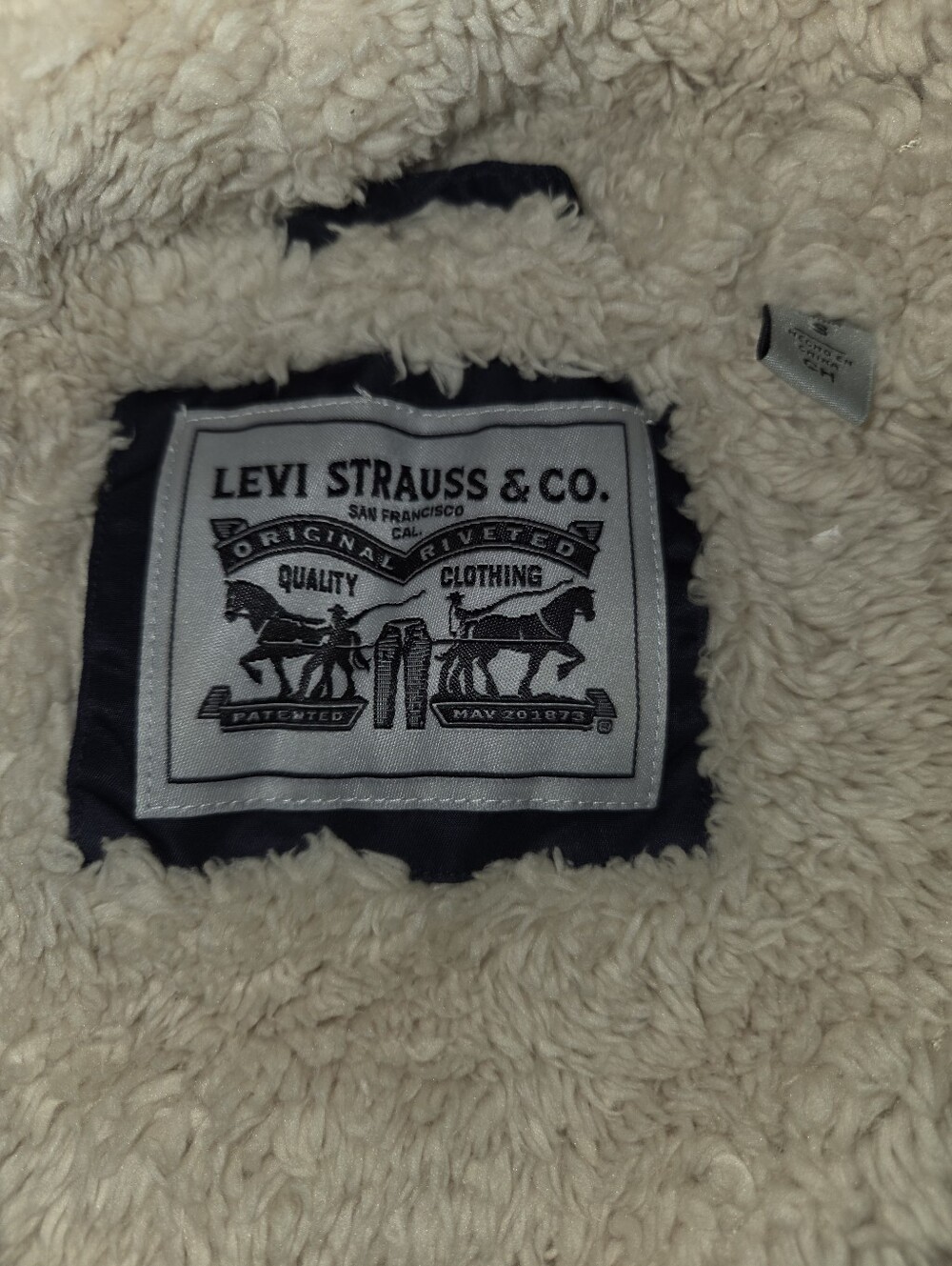 Men's Levi's Navy Hooded Coach Jacket with Sherpa Lining - Picture 7 of 8